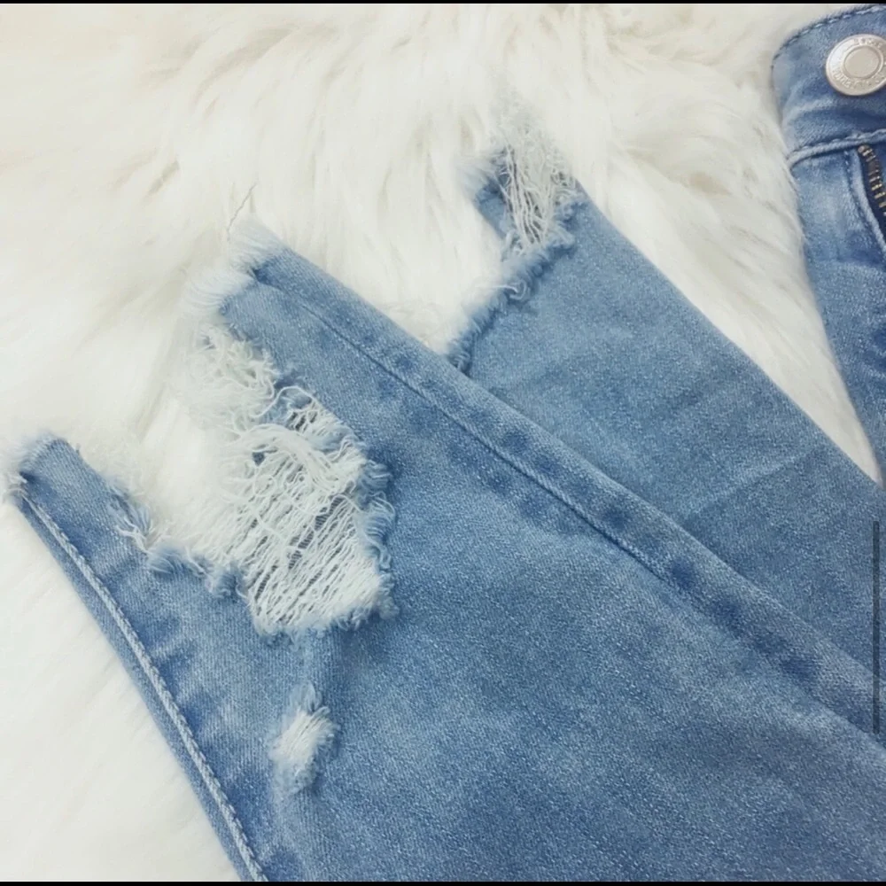 AEO 🦅Ne(x)t Level Jeans - Picture 9 of 16